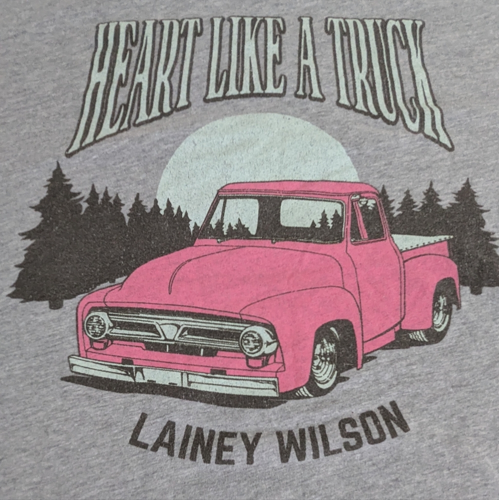 Lainey Wilson Heart Like A Truck Concert Tee Shirt Top XXL
